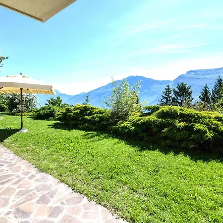 Paradise Garden & View Appartement *